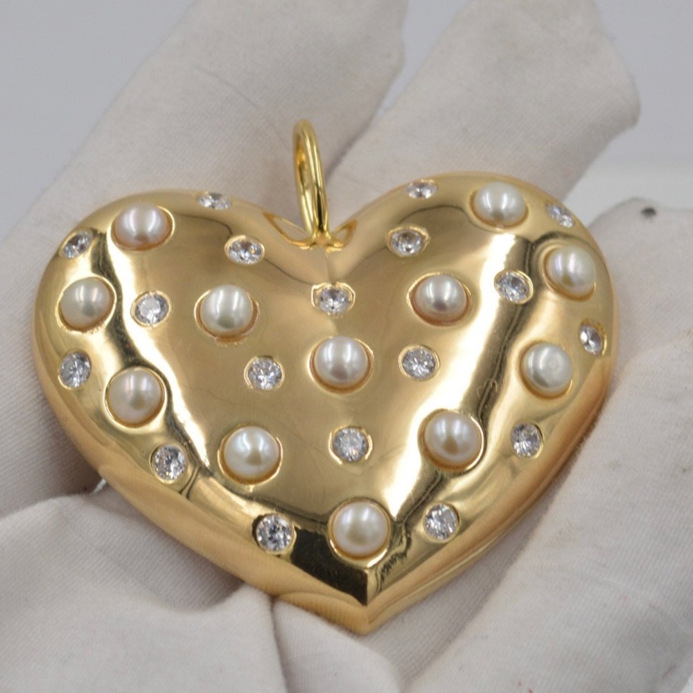 Brent Neale look-alike Gold Plated White Topaz & Pearl Heart Pendant Cha…